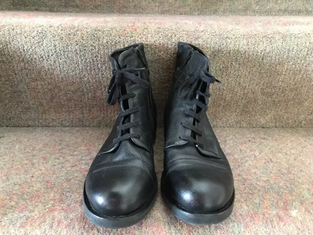 ladies Clarks boots size 4 black