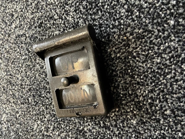 SPITFIRE WW2 AIRCRAFT instrument panel wheels up down indicator gauge 1 ...