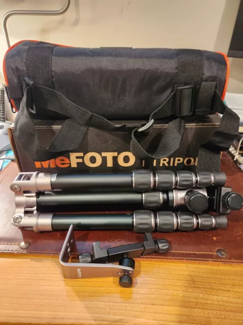 MeFOTO Backpacker A0350Q0T Aluminum Travel Tripod Kit - Photographic Equipment