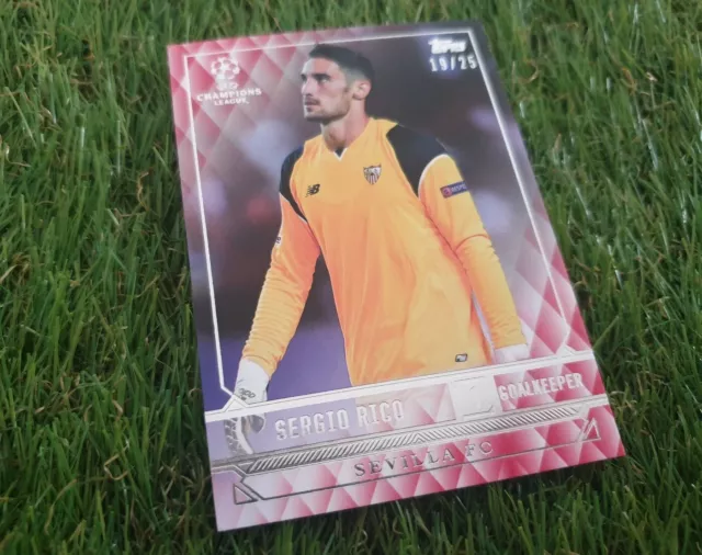 Topps Champions League Showcase 2017 - Sergio Rico /25 carte à collectionner rouge Séville