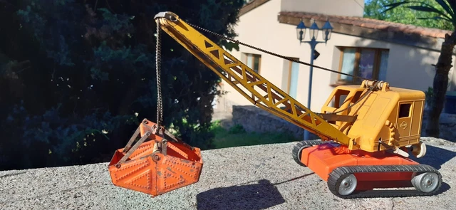 Grue GAMA année 60, jouet ancien vintage.