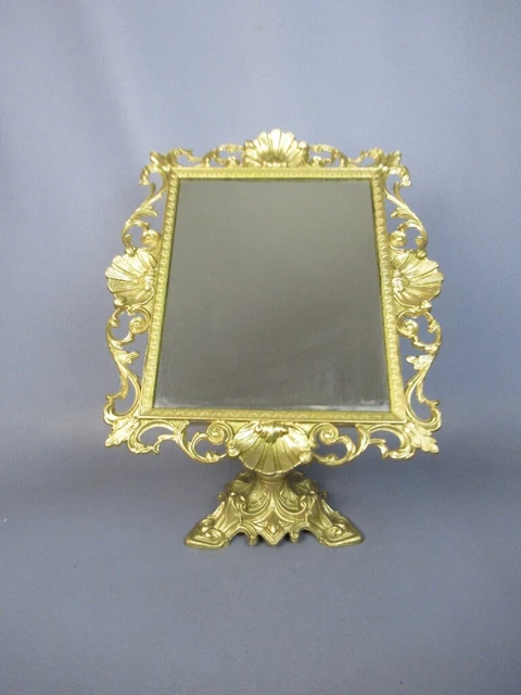 Vintage Espejo en Metal Con Cubierta Dorada E Base Triangular