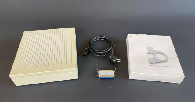 VINTAGE Apple External SCSI Hard Disk 20SC RARE M2604Z - Genuine