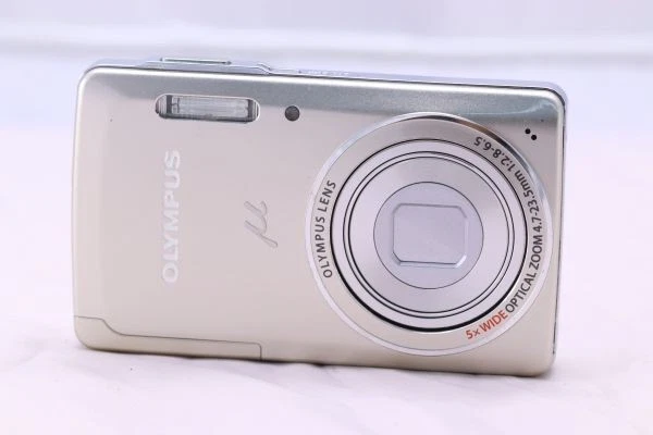 OLYMPUS　μ-5010 Olympus Stylus 5010 / µ (mju) 5010 14.0MP Digital Camera