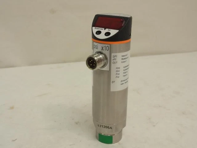 202671 Old-Stock; ifm PN4222 Pressure Sensor; 4350psi; 1/4 FNPT; 5-Pin Connector