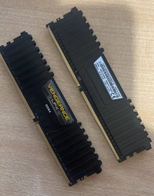 CORSAIR VENGEANCE 32GO RAM (2x16go) DDR4 SODIMM 2666Mhz EUR 15,00