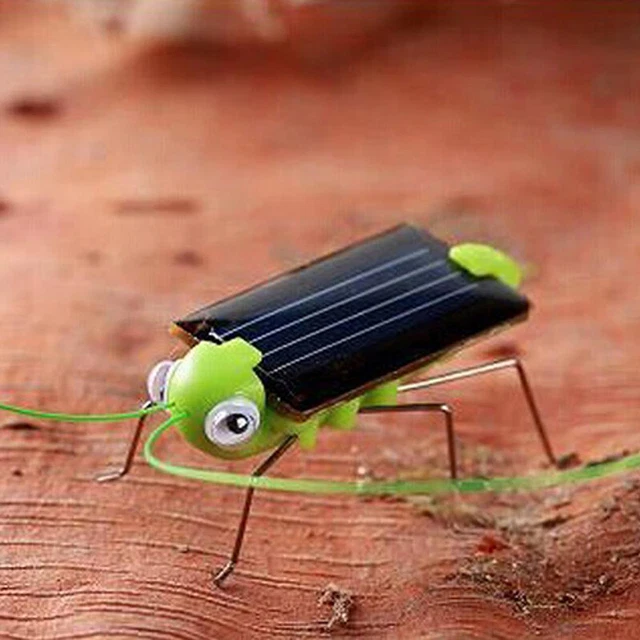 Solar Grasshopper Insect Bug Robot Moving Toy No Batteries Educational Toys EI