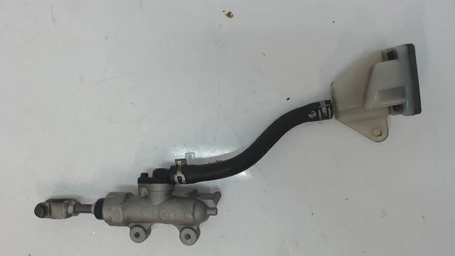 6960033C00 POMPA FRENI POSTERIORE Suzuki GSX R 1300 1998-2007 1999