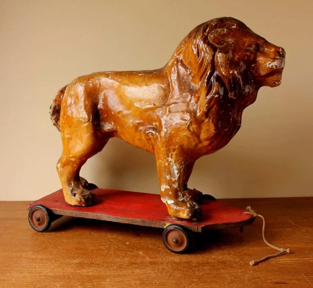 Antik Französisch Zug Along Lion. Papier Mache Modell Animal Dekorativ Spielzeug