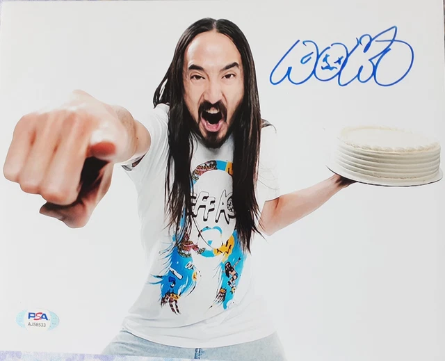 Steve Aoki signed 8x10 Photo Cake EDM DJ Autograph  PSA/DNA COA