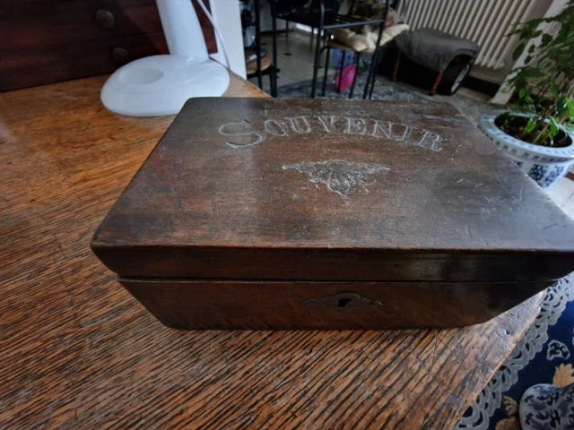 Ancienne Boîte à Bijoux Ou Coffret En Bois - Vintage, Occasion - Déco Ou Rangement