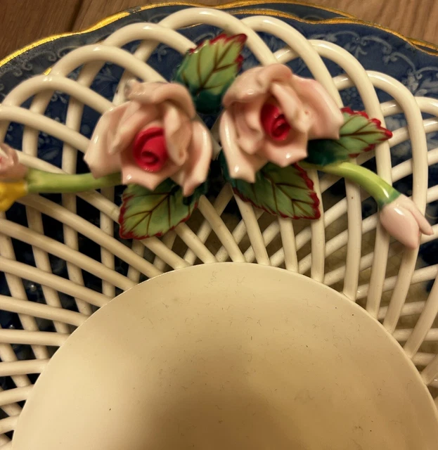 Basketweave Rim With Wild Roses Majolica Plate c.1800s. Mint Condition