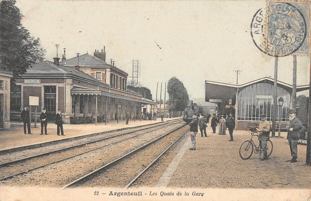 Cpa 95 Argenteuil / Les Quais De La Gare / Train