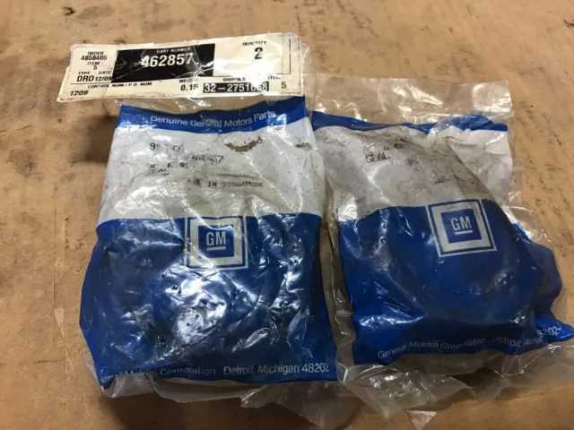 GM 462857 Axle Seal -- Lot of 2 -- NEW OEM