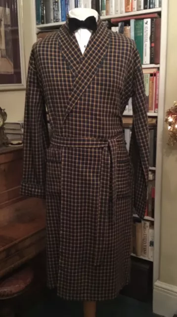 Lloyd attree and sales smith dressing gown