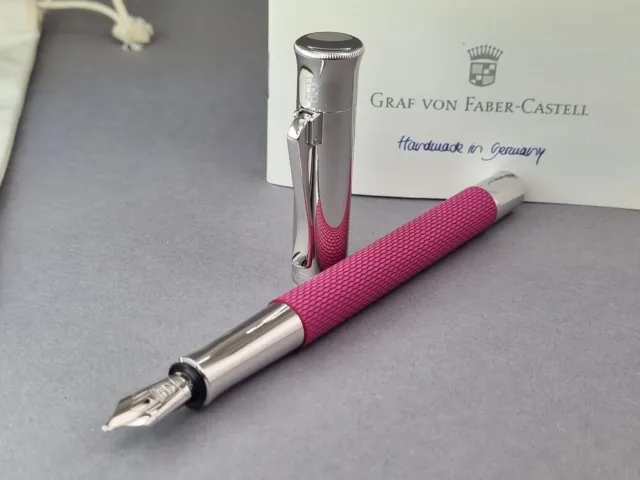 Faber Castell Füllerfederhalter Guilloche Electric Pink B Feder wie NEU !
