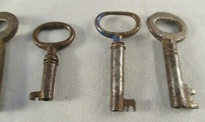 Vintage Retro Antique Style Keys Bundle - Wear Use & Patina - Set of 10 Keys 3
