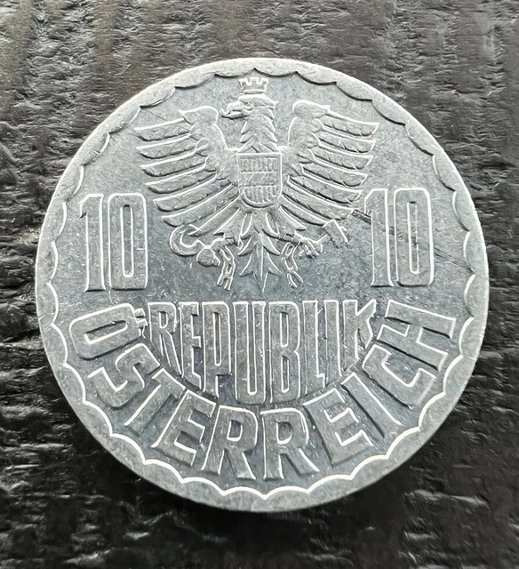 AUSTRIA 1975 - 10 Groschen Coin