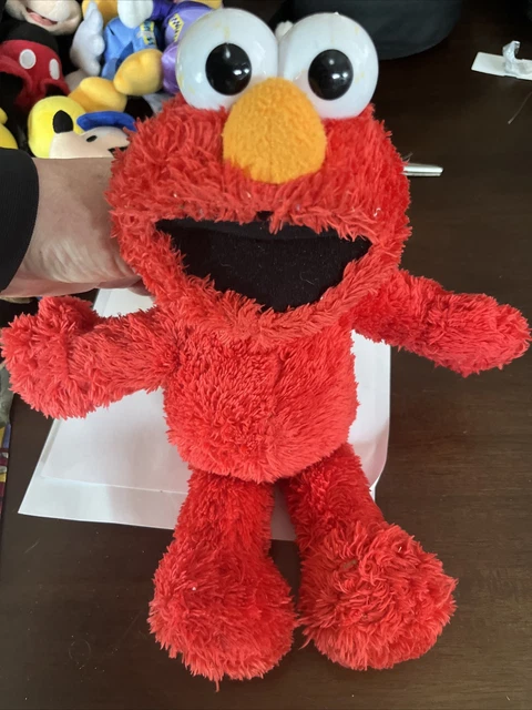 Elmo Sesame Street Fisher-Price. 2004 Mattel. Talks Tested