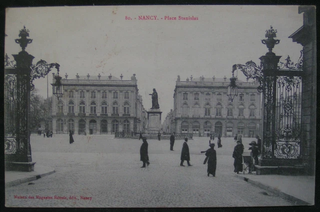 CPA - NANCY (54) - PLACE STANISLAS - SCENE ANIMEE  / XXe