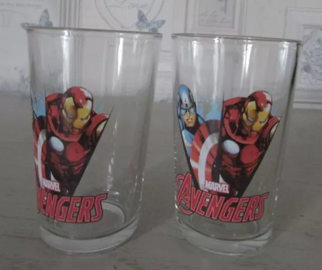 Lot de 2 verres Marvel Avengers Hauteur 10,7 cm Diamètre au buvant 8,5 cm