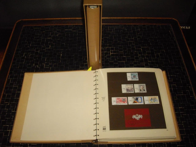 Österreich 1975 - 2002 ** + gest. in 2 SAFE Dual plus Vordruckalben