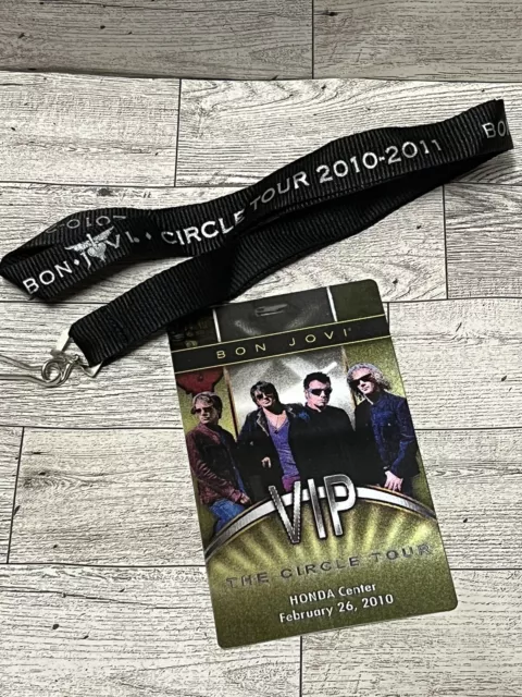 BON JOVI 2010 2011 CIRCLE TOUR Commemorative VIP PASS And Lanyard HOLOGRAM Honda