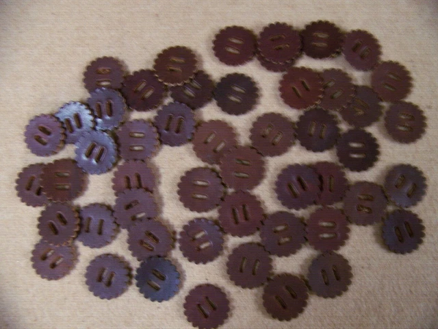 Lote de 50 conchos de cuero ranurado festoneadas silla de montar reparación caballo tack