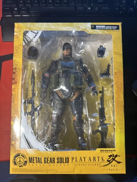 Play Arts Kai Metal Gear Solid (Solid Snake Peace Walker) + Love Pack Box