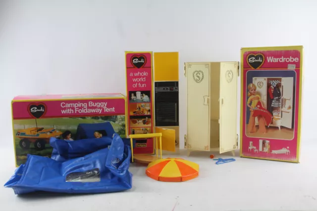 Pedigree Sindy Boxed Furniture Inc Wardrobe, Eastham Wall Oven, Camping x 3