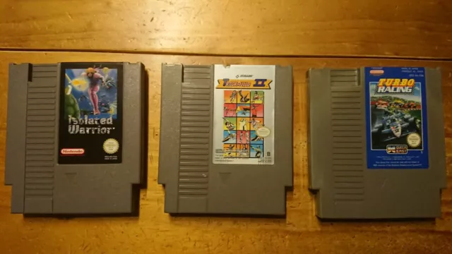 Isolated Warrior + Track & Field 2 + Turbo Racing : lot de 3 jeux NES