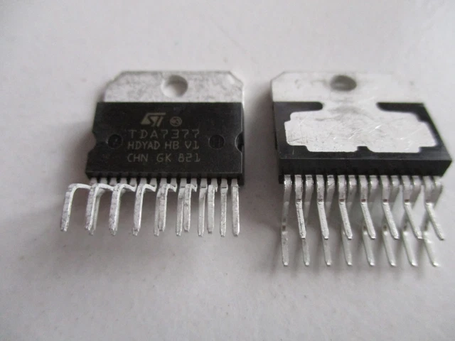 Circuit Intégré TFK TDA2593 - DIP 16 Broches - Neuf De Stock Ancien