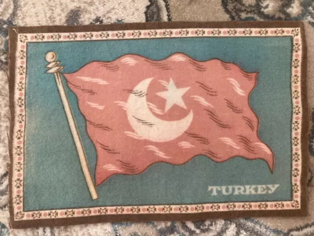 ANTIQUE FLANNEL FELT FLAG cigar box tobacco VTG TURKEY DOLLHOUSE RUG 8X5.5 OLD