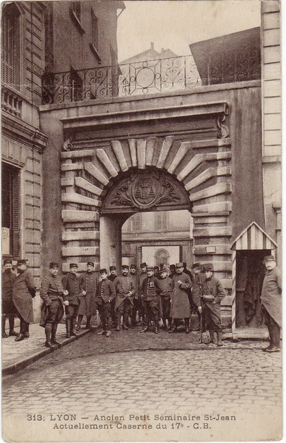 CPA 69 CARTE-PHOTO Lyon Quai Claude-Bernard Comptoir du Pont Neuf CPA 69 CARTE-PHOTO Lyon Quai Claude-Bernard Comptoir du Pont Neuf