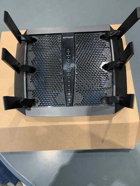 NETGEAR Nighthawk X6S router Wi-Fi intelligente (R8000P) - router tri-band AC4000