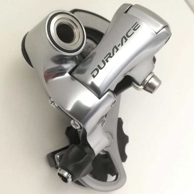 Obtenir Dérailleur Arrière Shimano Dura Ace Di2 RD-9070 - Chape Courte - 11 Vitesses de Vélo Pièces Express dans un assortiment de couleurs et de styles