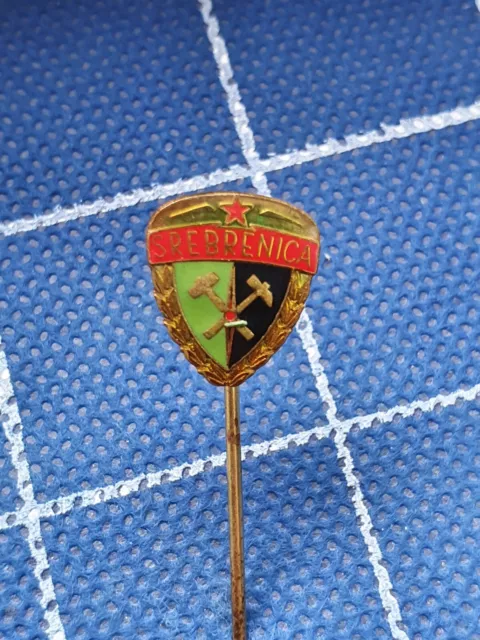 Pin badge ansteckandel SREBRENICA MINE mining miners coal miner coalman Yugoslav