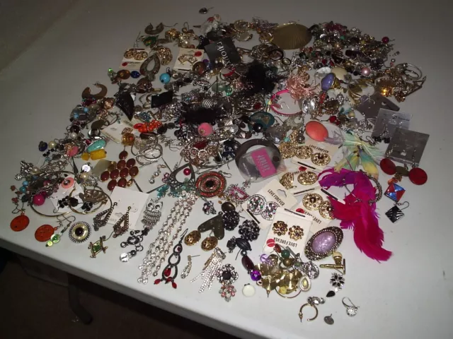 Job Lot Of Vtg  & Modern Odd Single Earrings Craft Harvest Jewellery Making