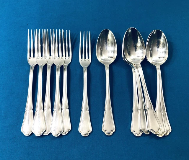 Lot De 24 Couverts Ercuis Modèle Filet Victoria – Métal Argenté + Louche – Occasion