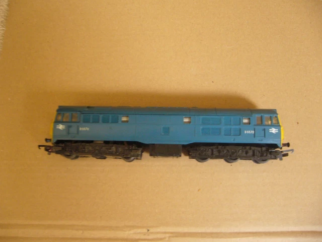 TRIANG HORNBY R357 Class 31 Diesel Locomotive No. D5572 £18.14 ...