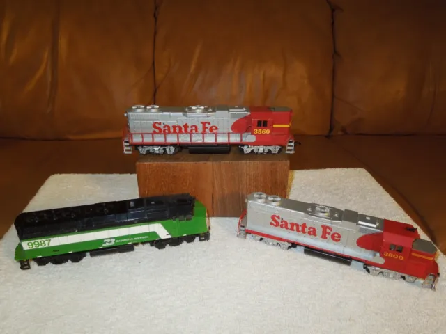 3 HO Scale Santa Fe 3560 + Santa Fe 3500 + Burlington Northern 9987 Locomotives