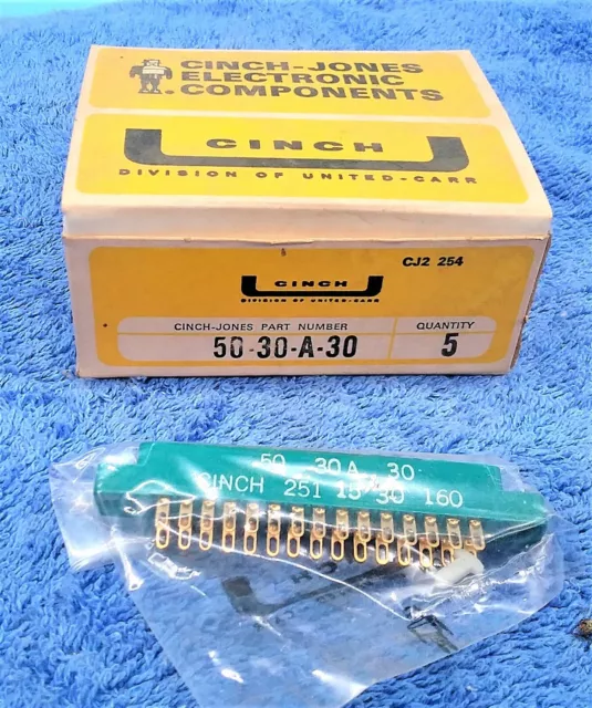 1 Nos  Cinch 251-15-30-160  , 50-30-A-30 ,Trw, Connector