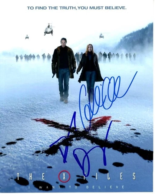 GILLIAN ANDERSON and DAVID DUCHOVNY Signed Autographed 8x10 THE X FILES Photo