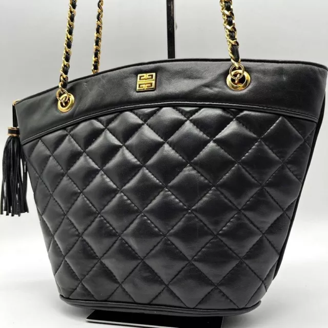 GIVENCHY Chain Shoulder Bag Black Quilted Leather 4G Logo Gold Chain tassel