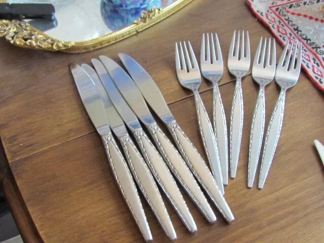 5 Venetia Oneida Community Stainless Steel  Lot Dinner Forks