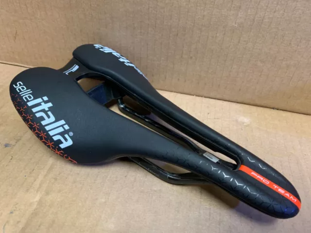 Selle Italia FLITE PRO TEAM CARBON – Cuir Noir – Réf 541 – Occasion