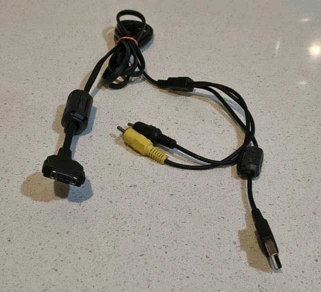 RED WOLF Adattatore da 4 Pin a RCA per Telecamera di Retromarcia, Connettore di Alimentazione, Cavo da 4 Poli per Monitor Display