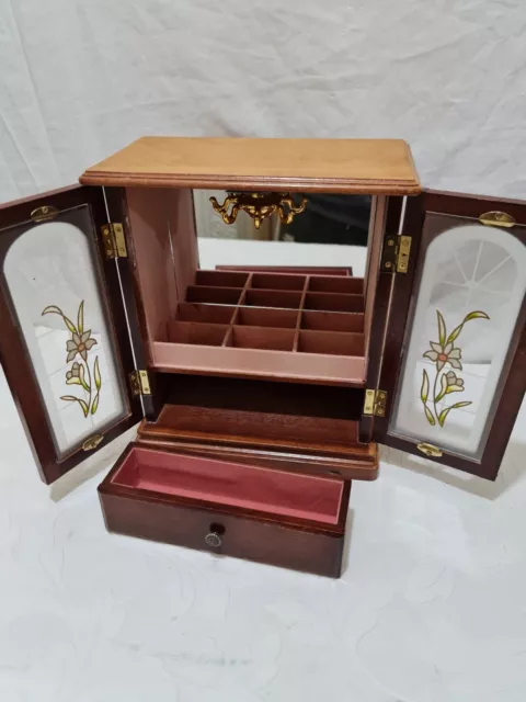Musical Jewellery Box solid wood.  in good  Condition with twin doors