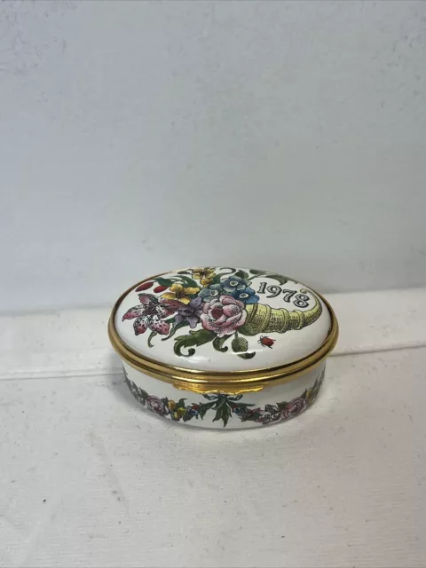 Antique Battersea Bilston Enameled Snuff/Trinket Box