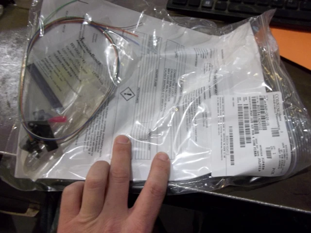 New In Pkg Corning Fan-Od25-06 Fan Out Kit For 4 Core Fiber (247-1)
